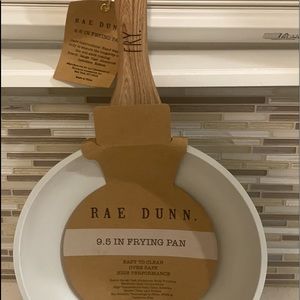Rae Dunn fry pan